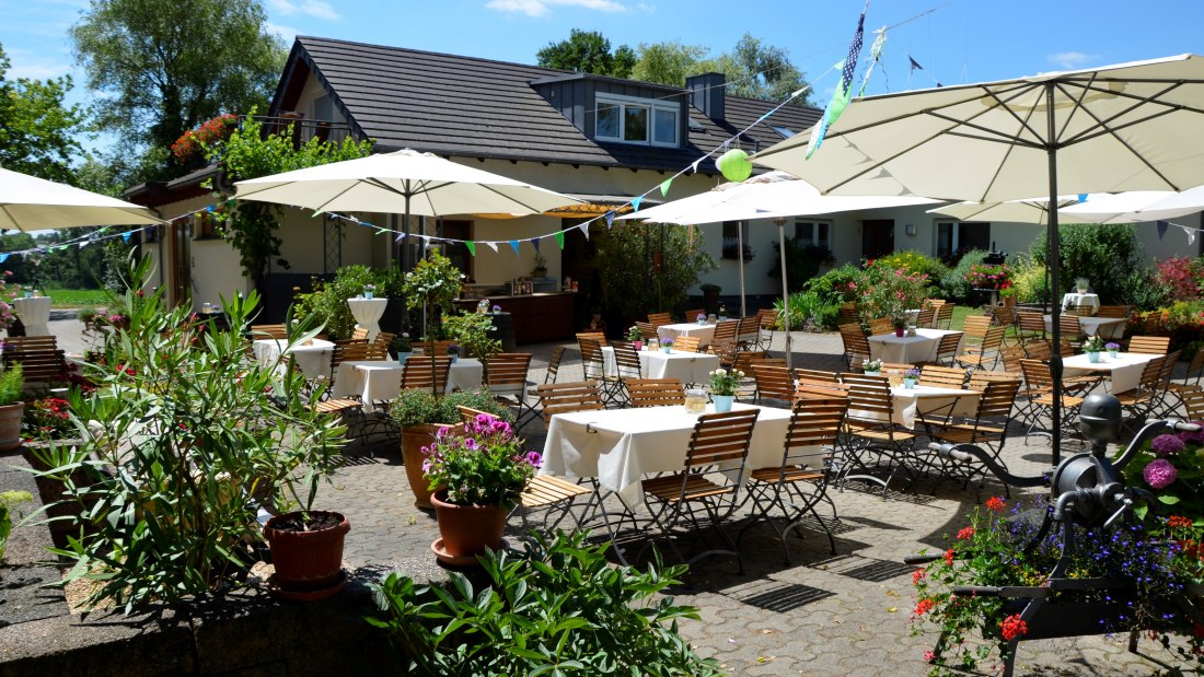 Terrasse Weingut Paulinenhof, © Weingut Paulinenhof Terrasse Weingut Paulinenhof, © Weingut Paulinenhof
