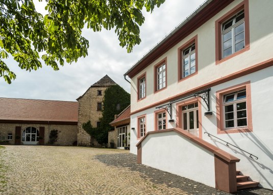 Amtshaus Stadecken © Tourismus GmbH "Im Herzen Rheinhessens"/ Dominik Ketz Amtshaus Stadecken © Tourismus GmbH "Im Herzen Rheinhessens"/ Dominik Ketz