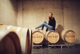 Weingut Becker_Holzfässer © Peter Bender Weingut Becker_Holzfässer © Peter Bender