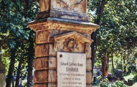 Grabstein Alter Friedhof 02 © Stefan Esser Grabstein Alter Friedhof 02 © Stefan Esser