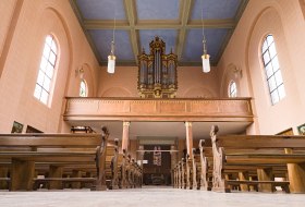 Blick zur Geissel-Orgel, St. Petrus in Ketten Blick zur Geissel-Orgel, St. Petrus in Ketten