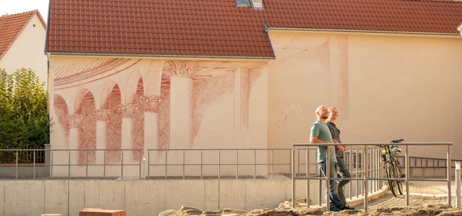 Säulengang Denkmal Heidesheimer Tor, © Dominik Ketz/RHT GmbH Säulengang Denkmal Heidesheimer Tor, © Dominik Ketz/RHT GmbH