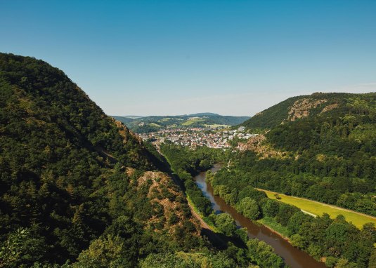 Blick auf die Gans und den Nahedurchbruch © Nahetal Touristik GmbH Fotograf: Peter Bender Blick auf die Gans und den Nahedurchbruch © Nahetal Touristik GmbH Fotograf: Peter Bender