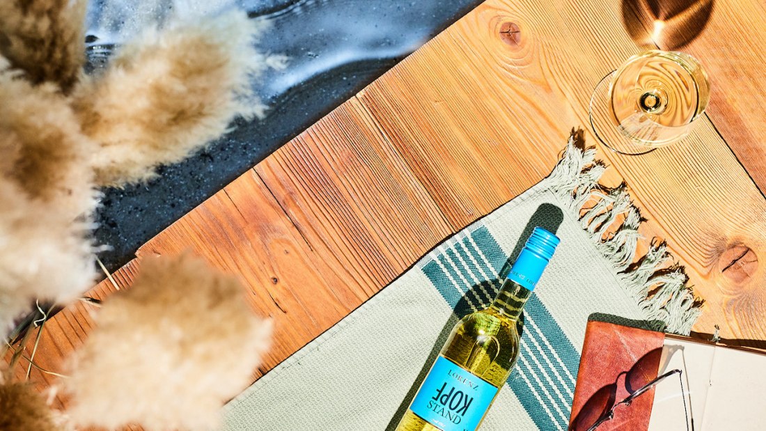 Lorenz_Kopfstand, © Weingut Lorenz Lorenz_Kopfstand, © Weingut Lorenz