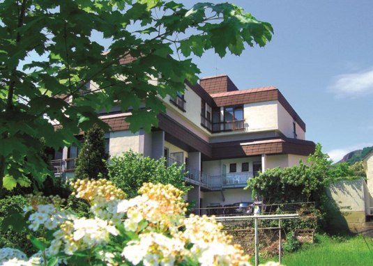 Hotel am Goetheplatz mit Garten neu © Hotel am Goetheplatz Hotel am Goetheplatz mit Garten neu © Hotel am Goetheplatz