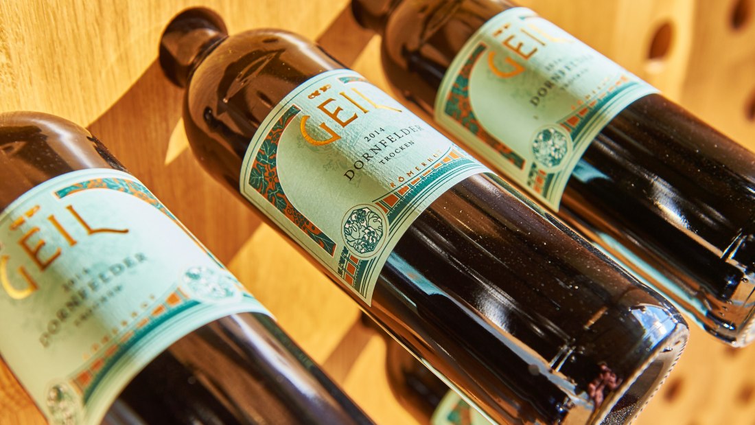 Weingut Geil_Weinflaschen, &copy; Weingut Geil