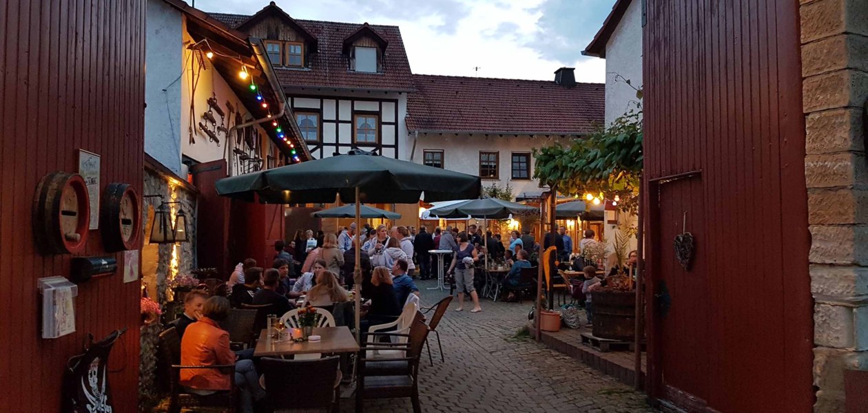 Weingut Ullmer_Innenhof 1, &copy; Weingut Ullmer