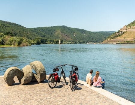 Radfahrer am Nahe Eck in Bingen, &copy; &copy; Dominik Ketz