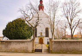 Eingang Kath. Pfarrkirche Mariä Himmelfahrt