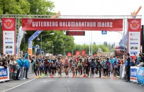 Gutenberg Halbmarathon Start 2025 &copy; (c) motion events GmbH