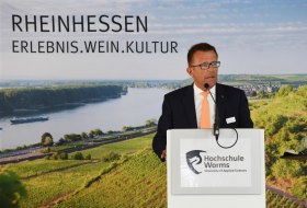 Tourismustag Rheinhessen 2019. Gru&szlig;wort Gereon Haumann. Pr&auml;sident DEHOGA Rheinland-Pfalz &copy; Carsten Costard