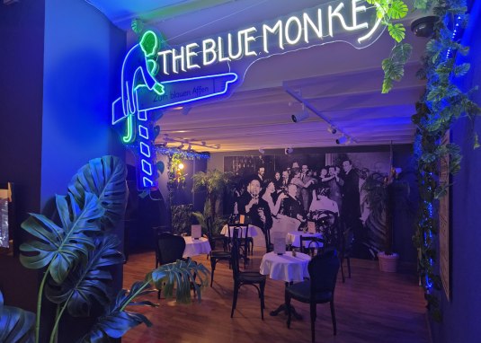 Ap&eacute;ro &ndash; Kabarett zur blauen Stunde &copy; Deutsches Kabarettarchiv