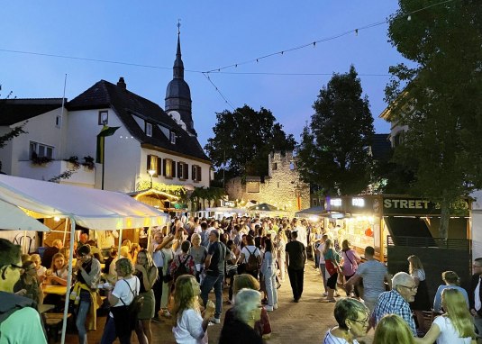 Winzerfest Nierstein - Fronhof © Hans Bürkle