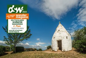 De Hiwweltour Aulheimer Tal is de tweede mooiste wandelroute van Duitsland in de Wandermagazin 2022 stemming. Ga mee op de afwisselende tocht.
&copy; &copy; Dominik Ketz