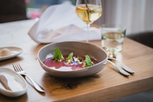 Genuss im Weinzuhause, &copy; Anja Schnell Fotografie
