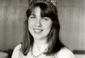 Rheinhessische Weink&ouml;nigin Regine Usinger-Frank geborene Usinger aus
Nackenheim