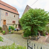 G&auml;stequartier & Weingut D&auml;twyl