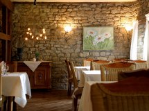 csm_12_zumAltenWeinkeller_6_81da2b1dee © Weingut Immerheiser