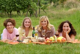 Wine Majesties 2004