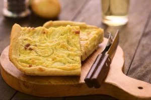 Zwiebelkuchen, &copy; Weingut am Honigberg