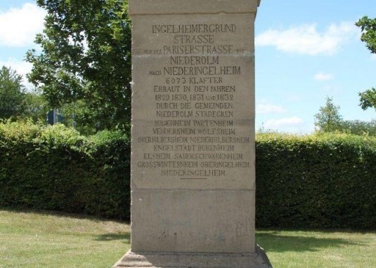 Ehrens&auml;ule