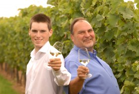 Weingut Peth_Winzer © Weingut Peth