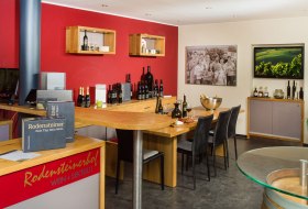 Rodensteiner Wein &amp; Sekt &copy; Carsten Costard