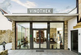 Weingut Krebs-Grode Vinothek Außen © Carsten Costard