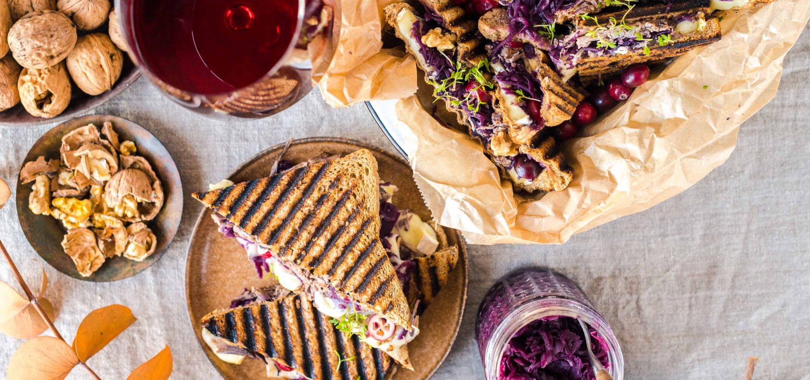 Pulled Duck Sandwich, &copy; Foodistas
