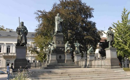 Worms Lutherdenkmal (c) Uwe Feuerbach_UWE4809 KLEIN