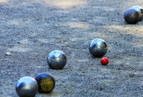Boule im Mehrgenerationenpark Selzen