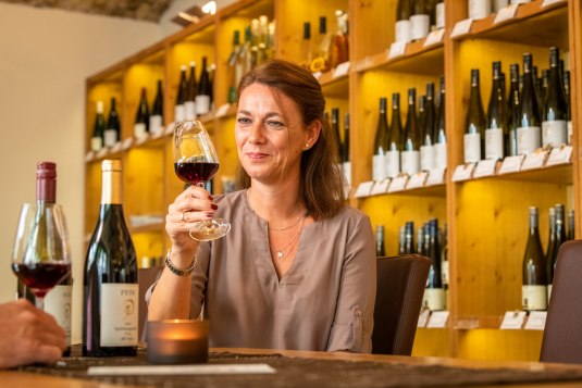 VinoPeth &ndash; Vinothek im Weingut Peth &ndash; Weinprobe, &copy; Dominik Ketz