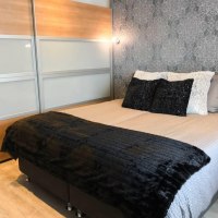 Schlafzimmer mit Boxspringbett &copy; Kisch