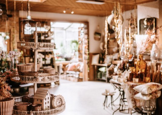 Blick in einen Verkaufsraum Augenwaide &copy; Augenwaide Fotograf Martin Rodriguez