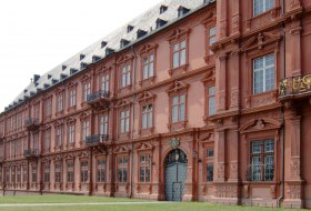 Kurfürstliches Schloss Außenansicht © mainzplus CITYMARKETING GmbH