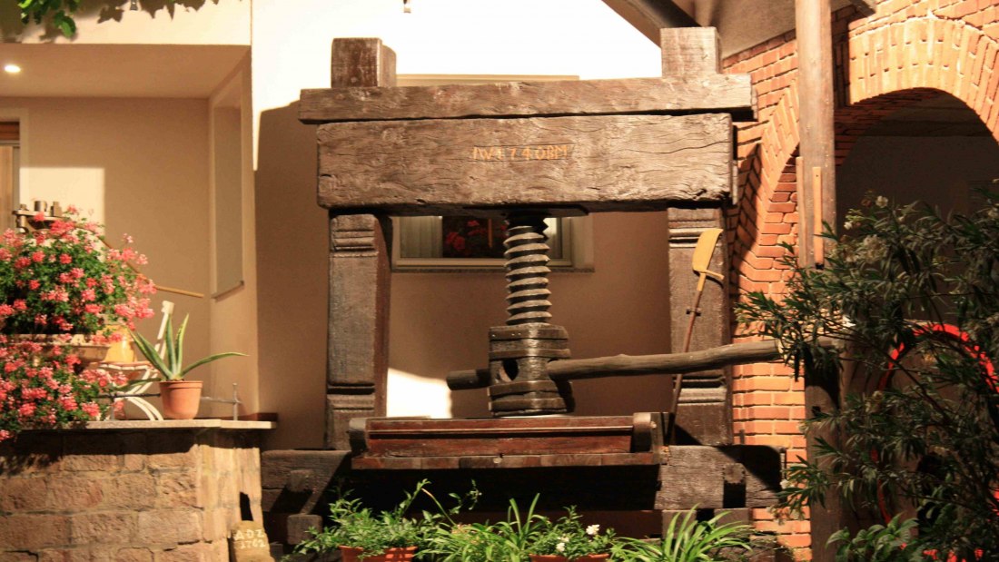 Kelter, © Weingut Kost