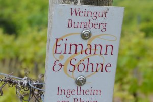 Weingut Burgberg Eimann & Söhne_Schild, © Weingut Burgberg Eimann & Söhne