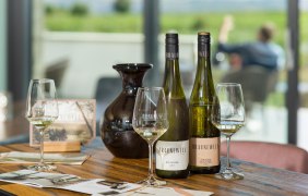 Weingut Braunewell Vinothek &copy; Carsten Costard