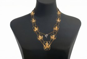 Collierb&uuml;ste Majest&auml;tenkette