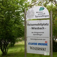 Reisemobilplatz Wiesbach - Infoschild