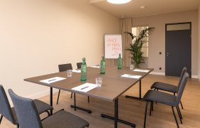 Tagungsraum klein © Papa Rhein