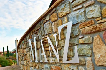 Weingut Manz_Schriftzug, &copy; Weingut Manz