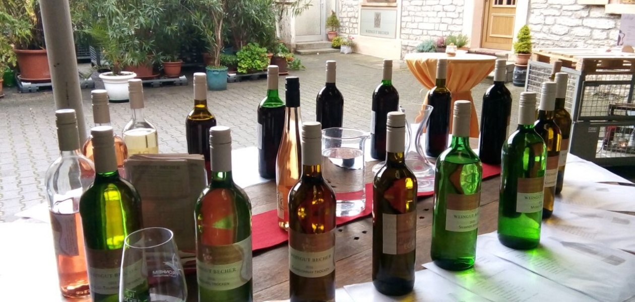 Weingut Becher_Flaschen, &copy; Weingut Becher