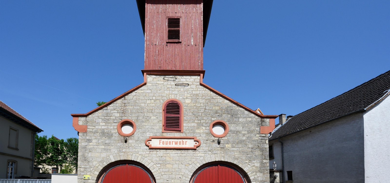Front der Gerätehauses, © Verbandsgemeinde Gau-Algesheim