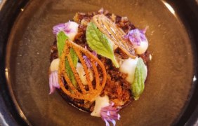 Zwiebel Pumpernickel Borretsch Specksud &copy; Atrium Mainz