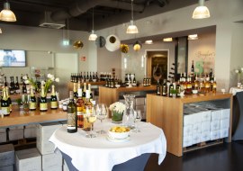 Vinothek & Weinladen Kaisergarten, &copy; Ullrich Knapp