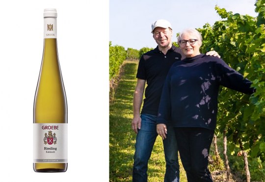 Weingut Groebe pr&auml;sentiert Weinflasche Riesling Kabinett