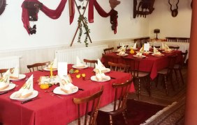 Strau&szlig;wirtschaft &copy; Weingut Stabel