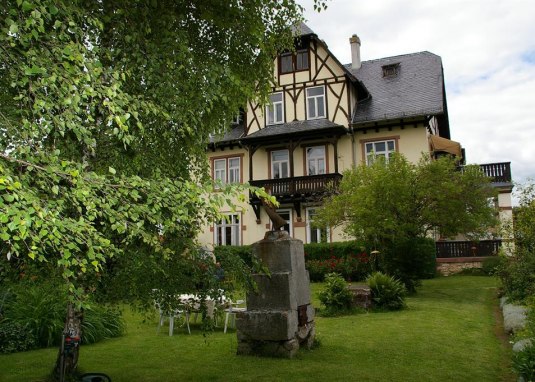 Villa Fliedner &copy; Villa Fliedner - Andrea West