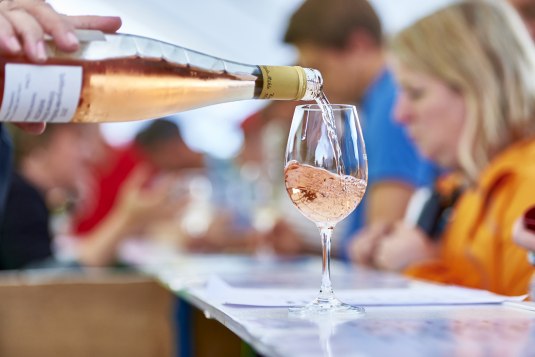 Wein- und Sektvergn&uuml;gen, &copy; Dieth und Schr&ouml;der-Fotografie